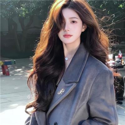 黛妃与女王